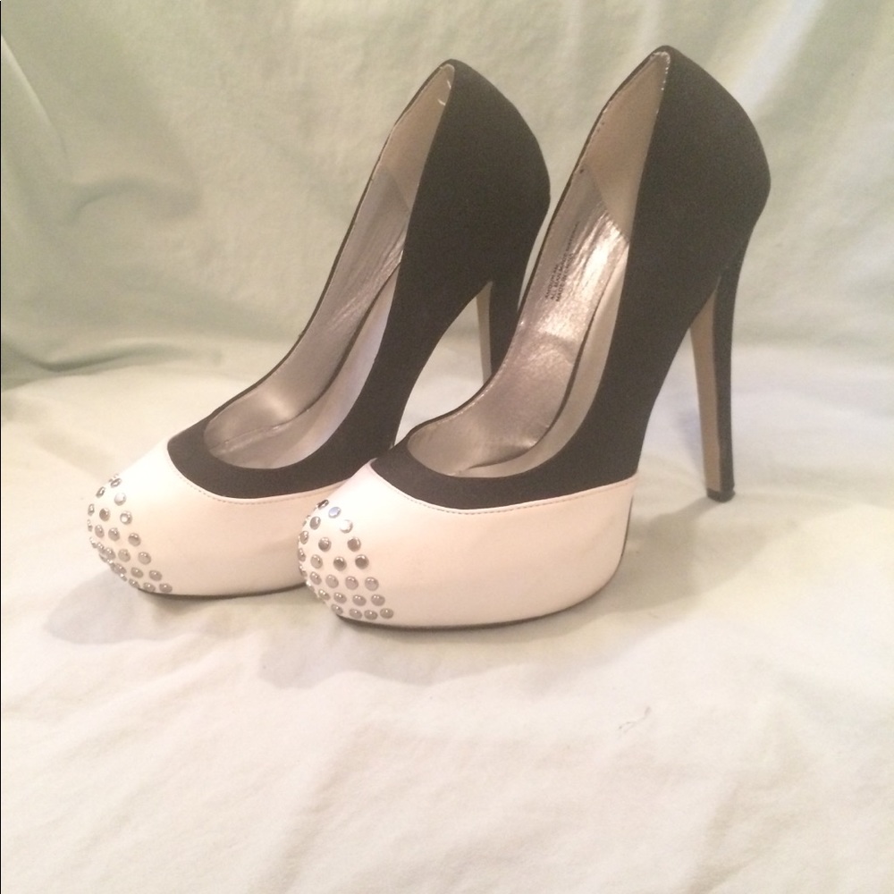 SHOEDAZZLE two tone studded platforms sz8 - Picture 2 of 3